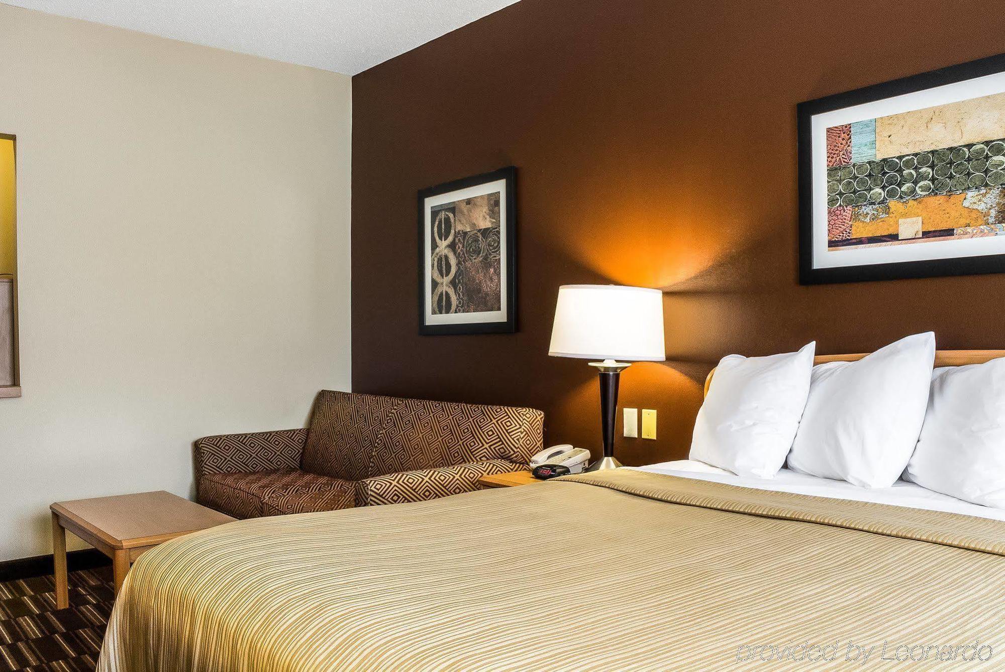 Quality Suites Near West Acres Fargo Exterior foto